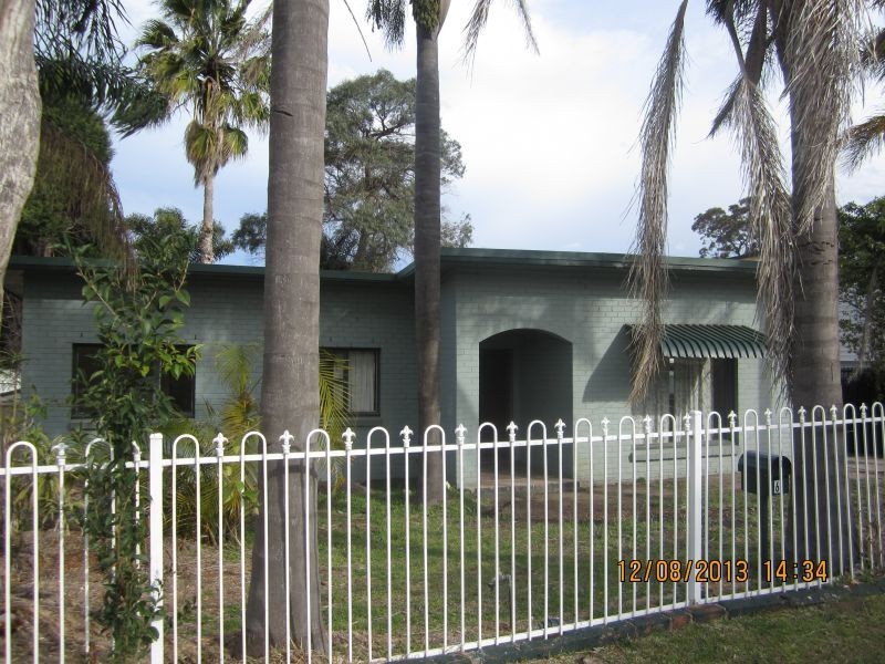 6 Sadie Avenue, Gorokan NSW 2263