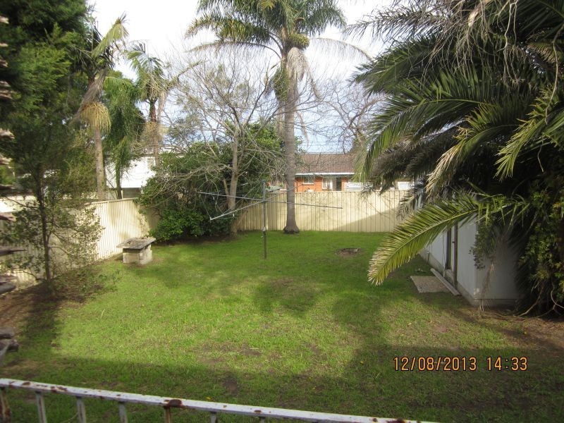 6 Sadie Avenue, Gorokan NSW 2263