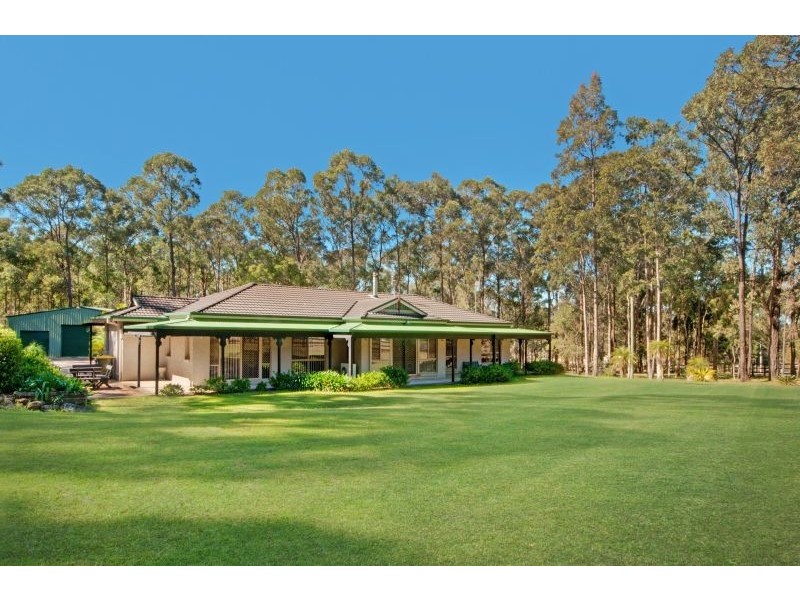 2 Parkridge Drive, Jilliby NSW 2259