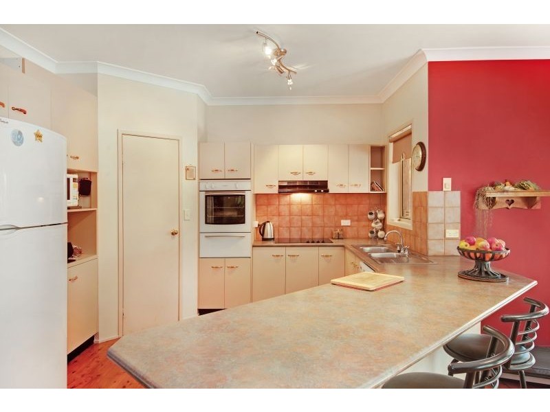 2 Parkridge Drive, Jilliby NSW 2259