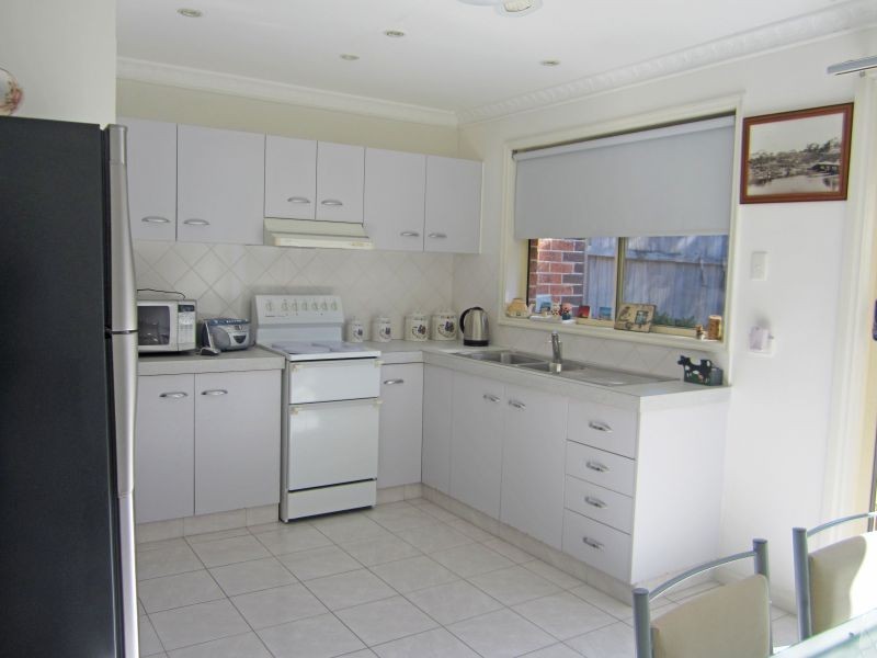 3/4 Beryl Street, Gorokan NSW 2263