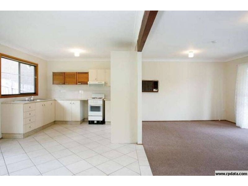 38 Donald Avenue, Kanwal NSW 2259