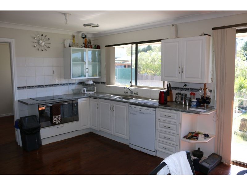 25 Rolfe Avenue, Kanwal NSW 2259