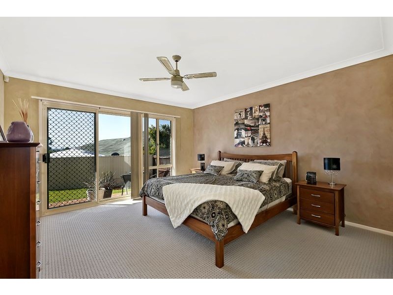 10 Tomaree Crescent, Woongarrah NSW 2259