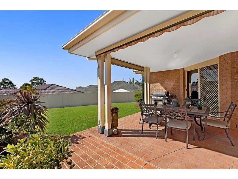 10 Tomaree Crescent, Woongarrah NSW 2259