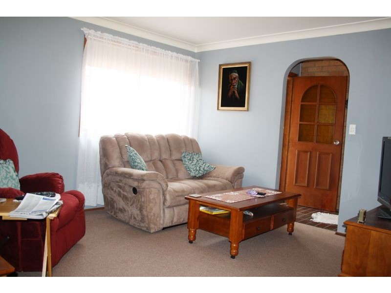 2/122-124 Wallarah Road, Gorokan NSW 2263