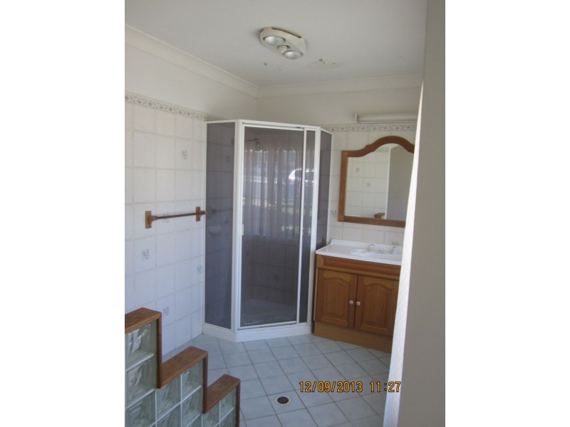 37 Westbrook Parade, Gorokan NSW 2263