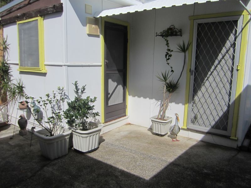 8 Arlington Street, Gorokan NSW 2263