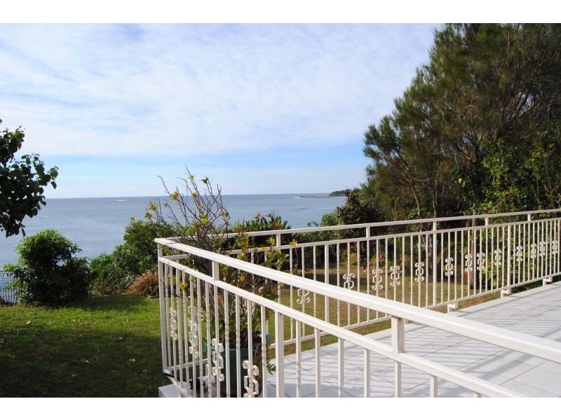 6 Roslyn Place, Noraville NSW 2263