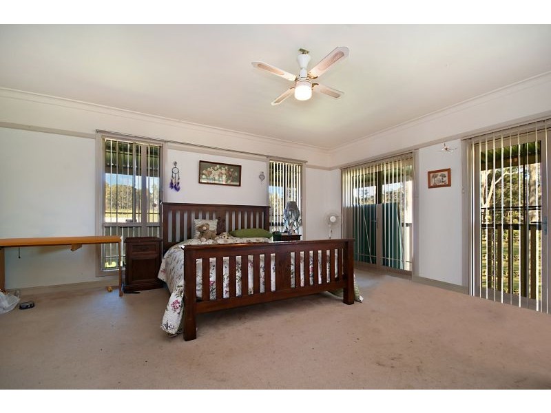 40 Smiths Road, Jilliby NSW 2259