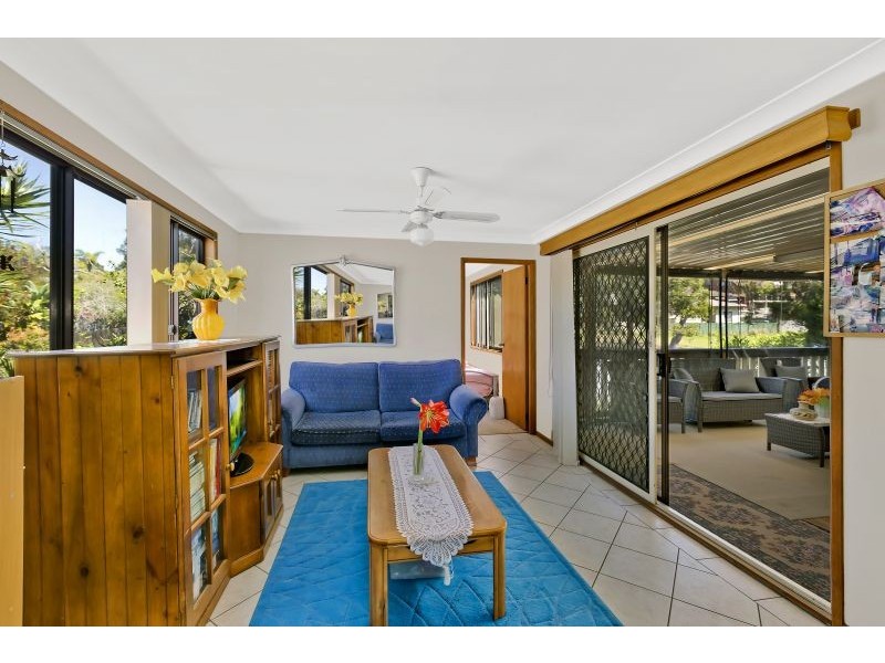 28 Middlesex Avenue, Gorokan NSW 2263