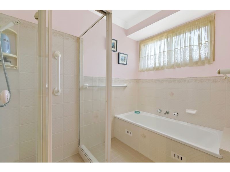 10 Crowe Street, Lake Haven NSW 2263