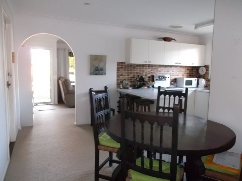 3/33-35 Crossingham Street, Canton Beach NSW 2263