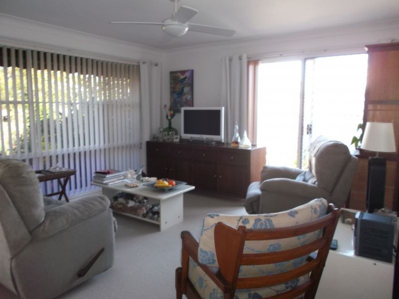 3/33-35 Crossingham Street, Canton Beach NSW 2263