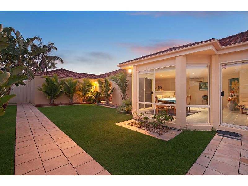 9 Stamford Close, Kanwal NSW 2259