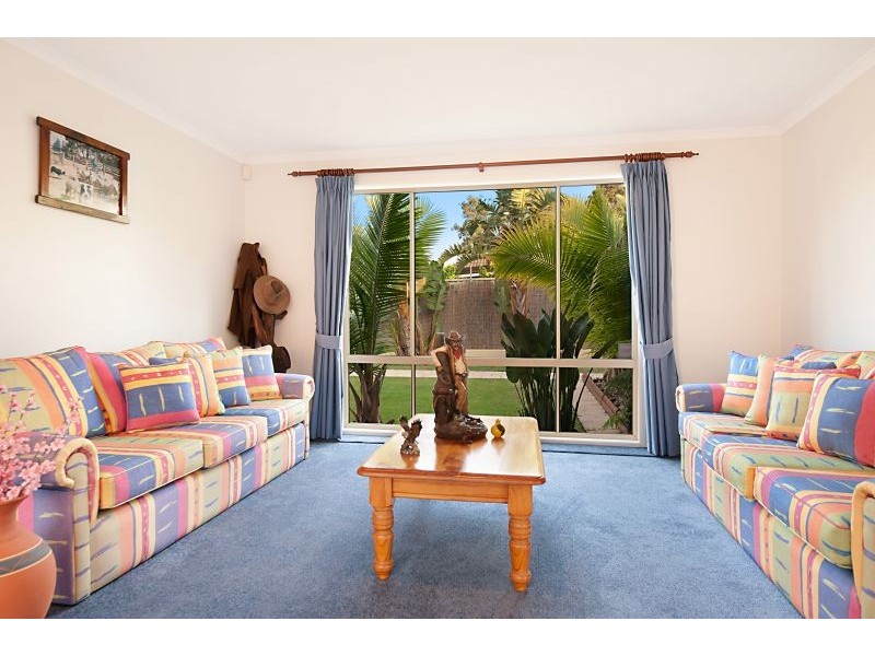 9 Stamford Close, Kanwal NSW 2259