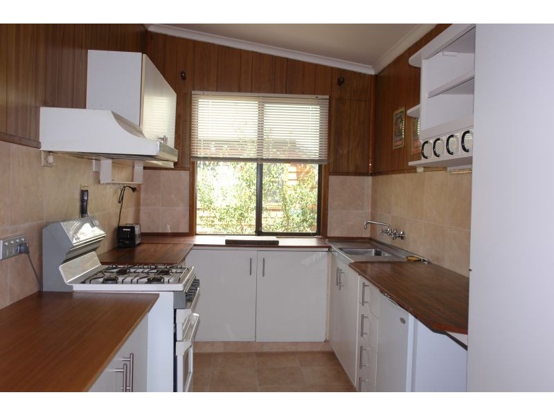 11 South Tacoma Road, Tacoma South NSW 2259