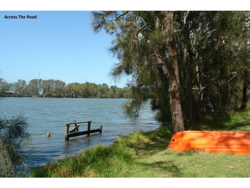 11 South Tacoma Road, Tacoma South NSW 2259