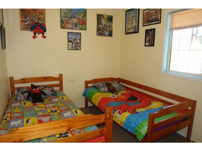 1 Cutler Drive, Wyong NSW 2259