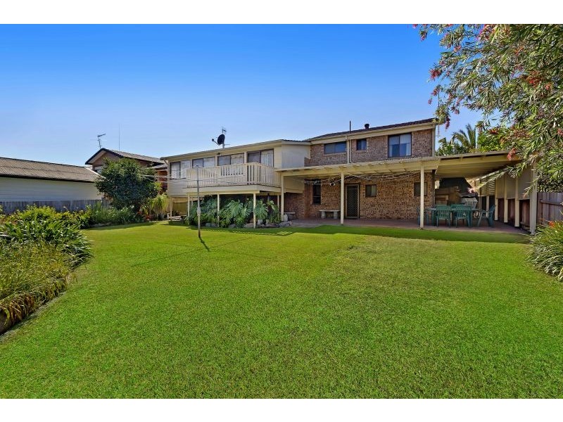 10 Kendall Crescent, Norah Head NSW 2263