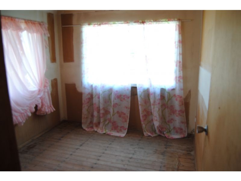 37 Vena Avene, Gorokan NSW 2263