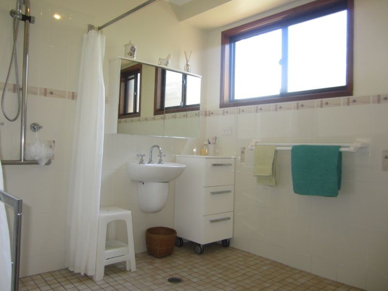 6 Stephen Street, Kanwal NSW 2259