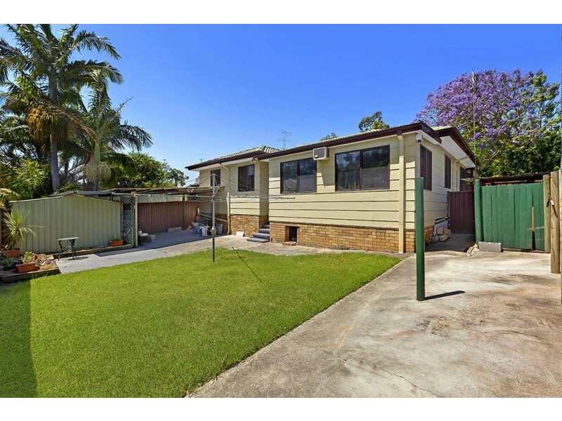 128 Dudley Street, Lake Haven NSW 2263