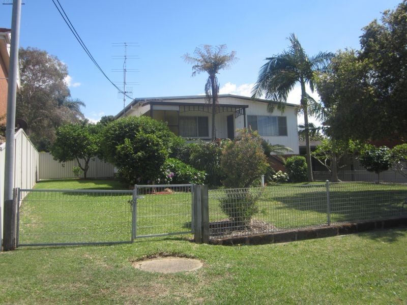 19 Coorabin Street, Gorokan NSW 2263