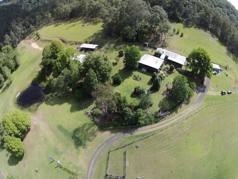 77 Hills Lane, Yarramalong NSW 2259