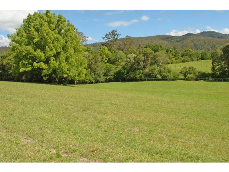 77 Hills Lane, Yarramalong NSW 2259