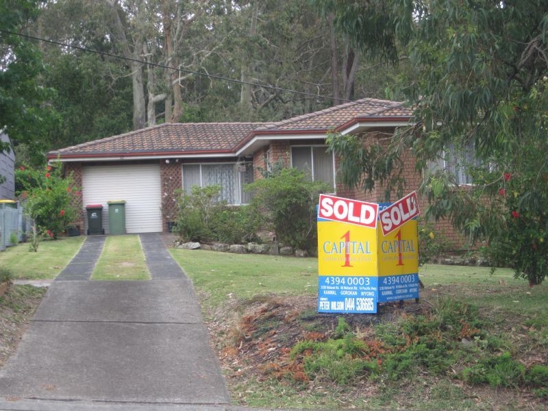 17 Tuggerawong Road, Wyongah NSW 2259