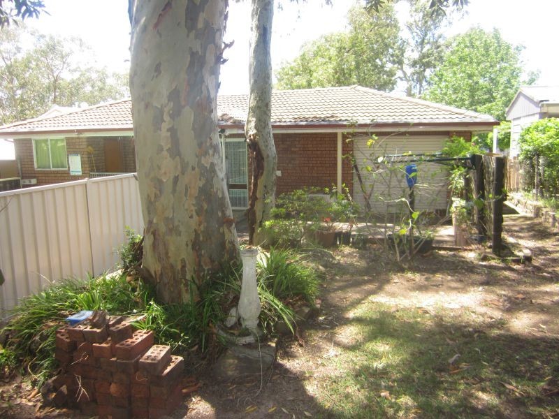 17 Tuggerawong Road, Wyongah NSW 2259