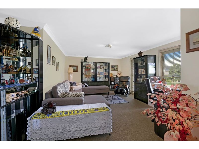 8 Lily Lane, Woongarrah NSW 2259