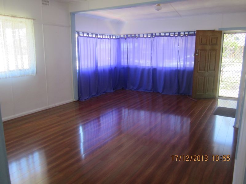 33 Wall Road, Gorokan NSW 2263