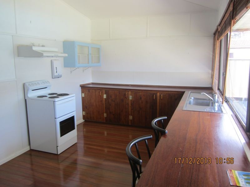 33 Wall Road, Gorokan NSW 2263