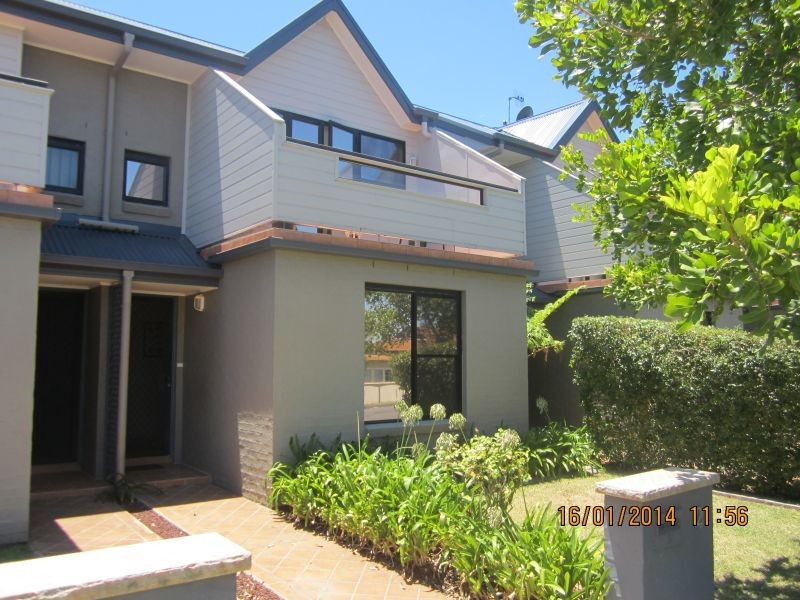 2/17-21 Mary Street, Gorokan NSW 2263