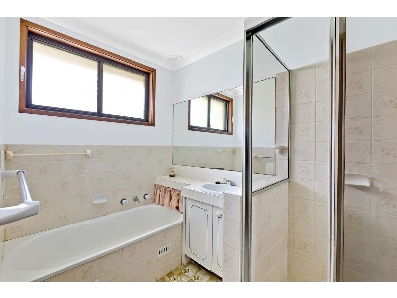 2 Kimberley Street, Gorokan NSW 2263