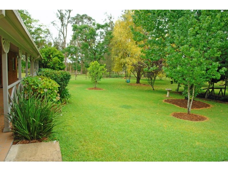 4 Song Bird Lane, Jilliby NSW 2259