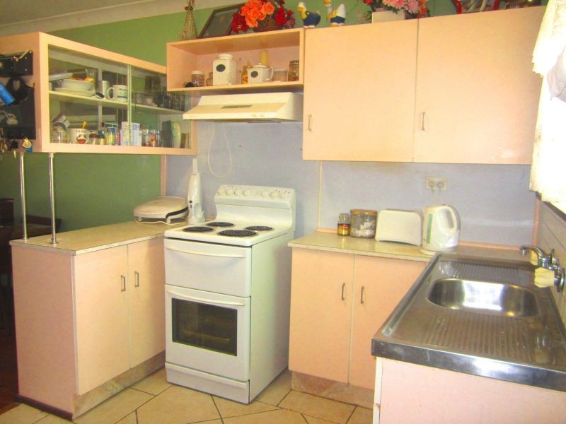 83 Robson Avenue, Gorokan NSW 2263