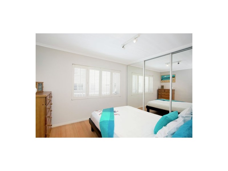 2/37 Seabeach Avenue, Mona Vale NSW 2103