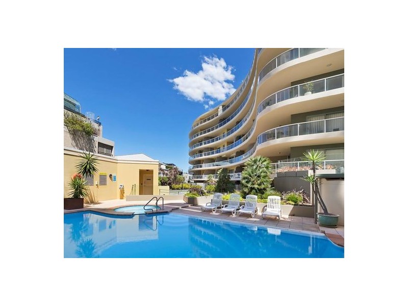 212/9-15 Central Avenue, Manly NSW 2095