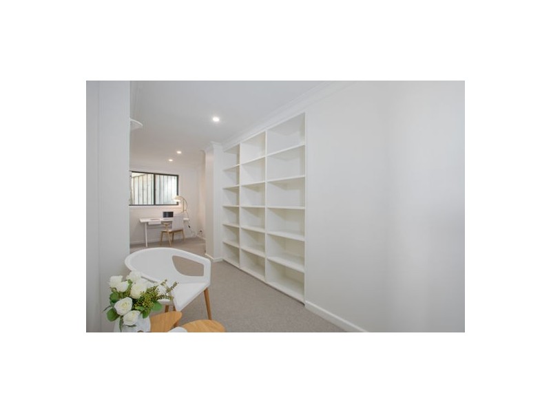 50 Peronne Avenue, Clontarf NSW 2093