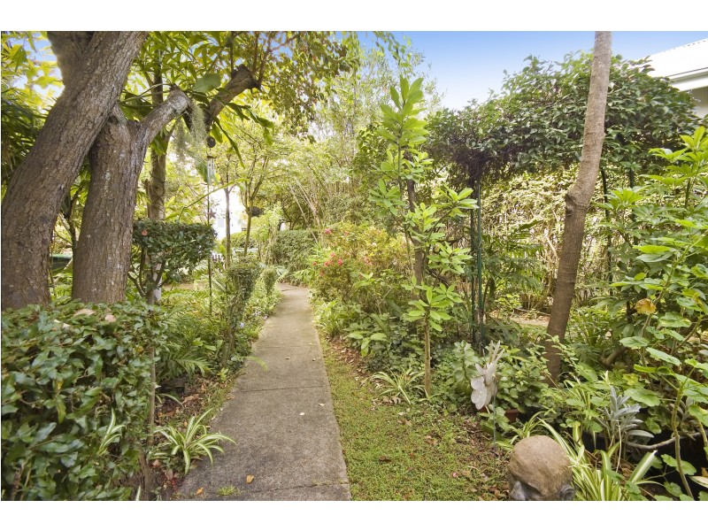 20 Stirgess Avenue, Curl Curl NSW 2096