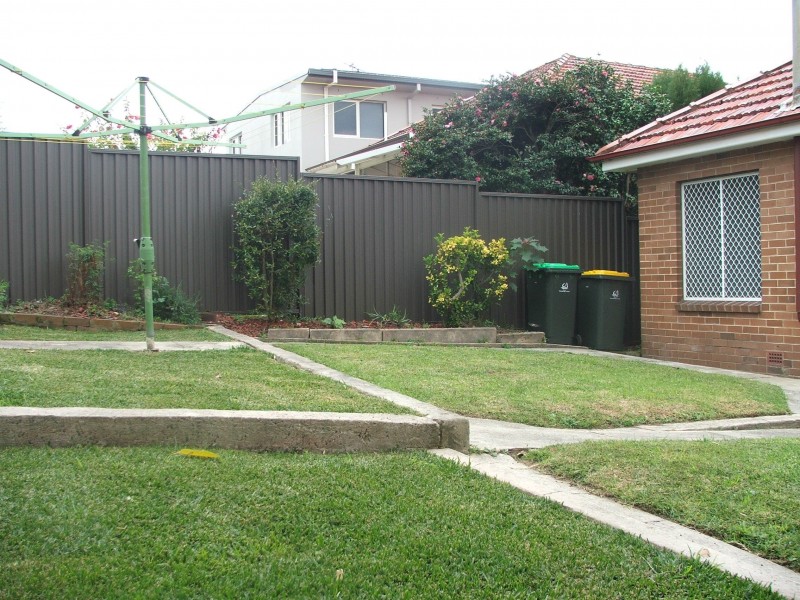 4 Dorking Road, Cabarita NSW 2137