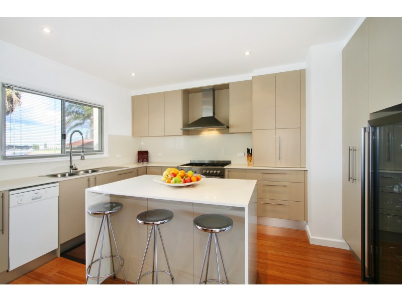 25 Dorking Road, Cabarita NSW 2137