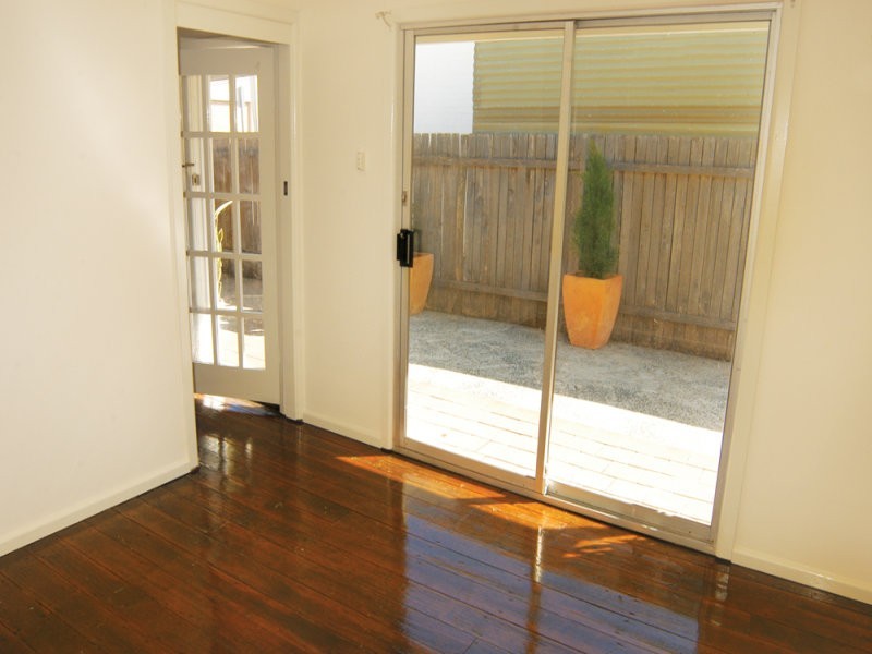 8 Robert Street, Petersham NSW 2049