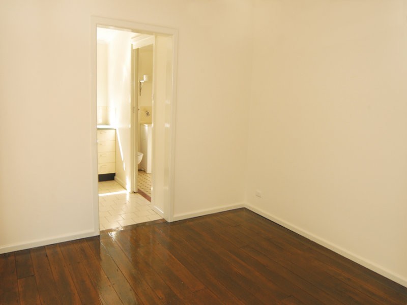 8 Robert Street, Petersham NSW 2049