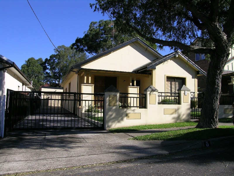 6 Finch Avenue, Concord NSW 2137