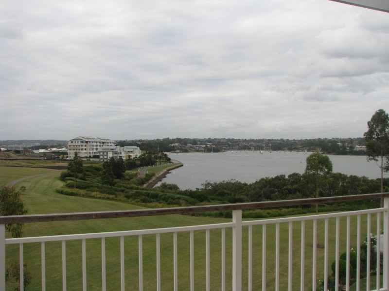 305/1-9 Admiralty Drive, Breakfast Point NSW 2137