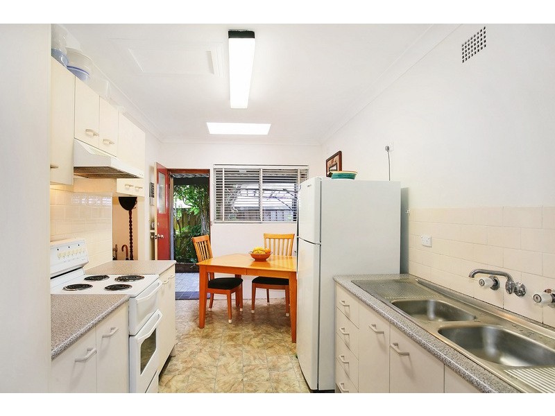1/30 Llewellyn Street, Rhodes NSW 2138